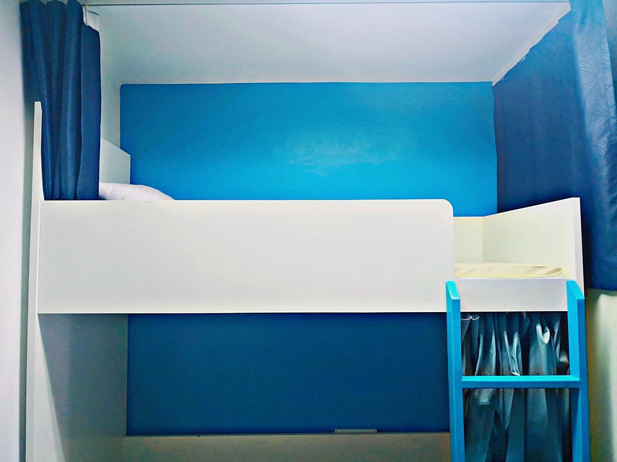 17You Inn Hostel Bangkok Exteriör bild