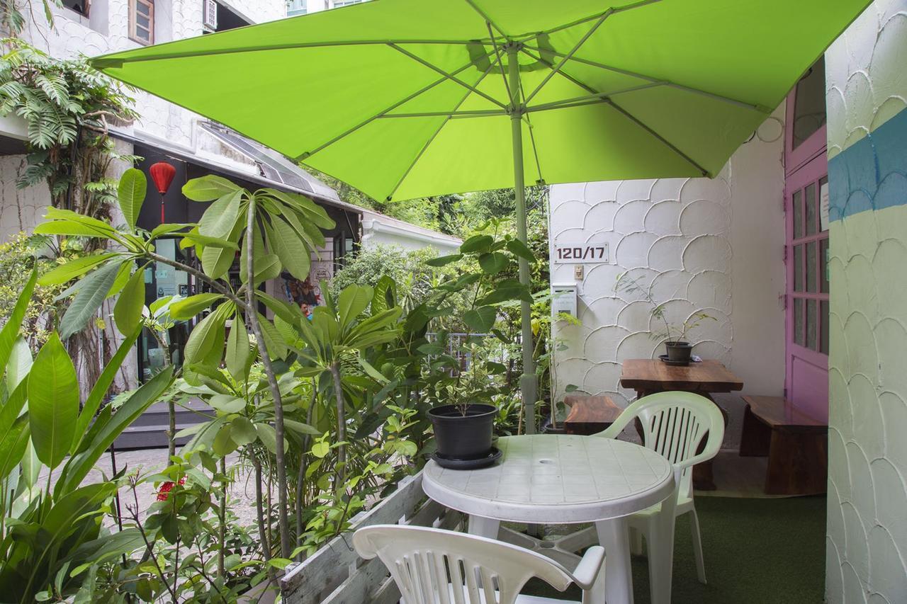 17You Inn Hostel Bangkok Exteriör bild
