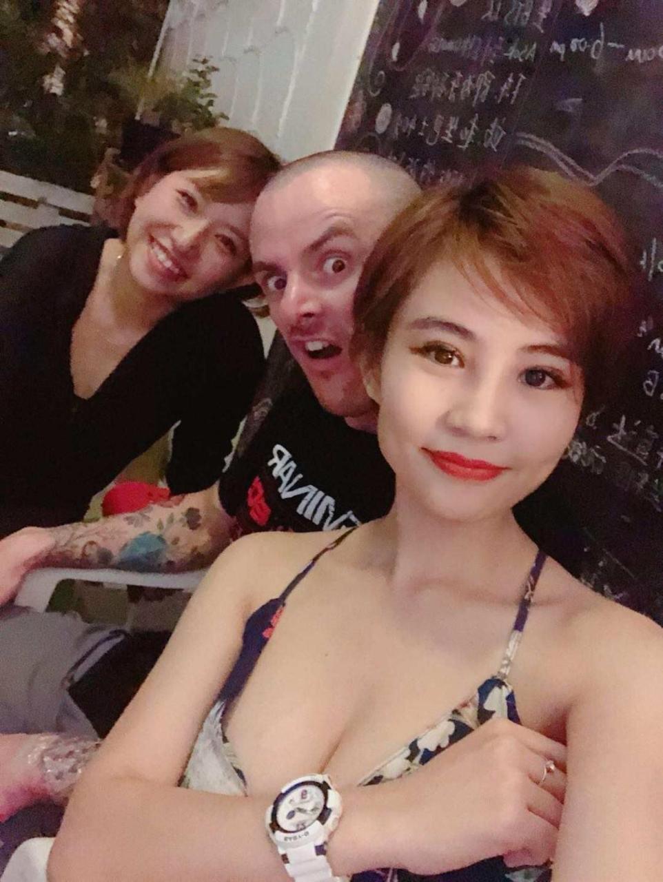 17You Inn Hostel Bangkok Exteriör bild